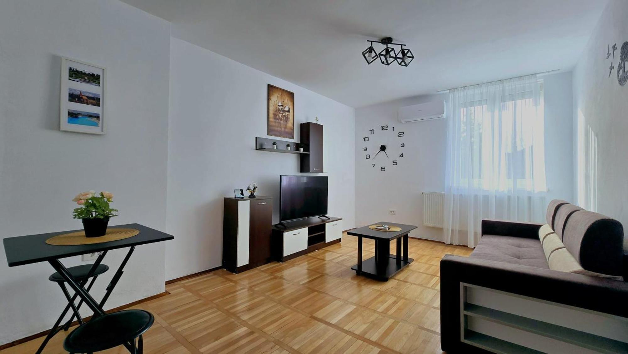 Apartament Confort Hd Hunedoara Exterior foto