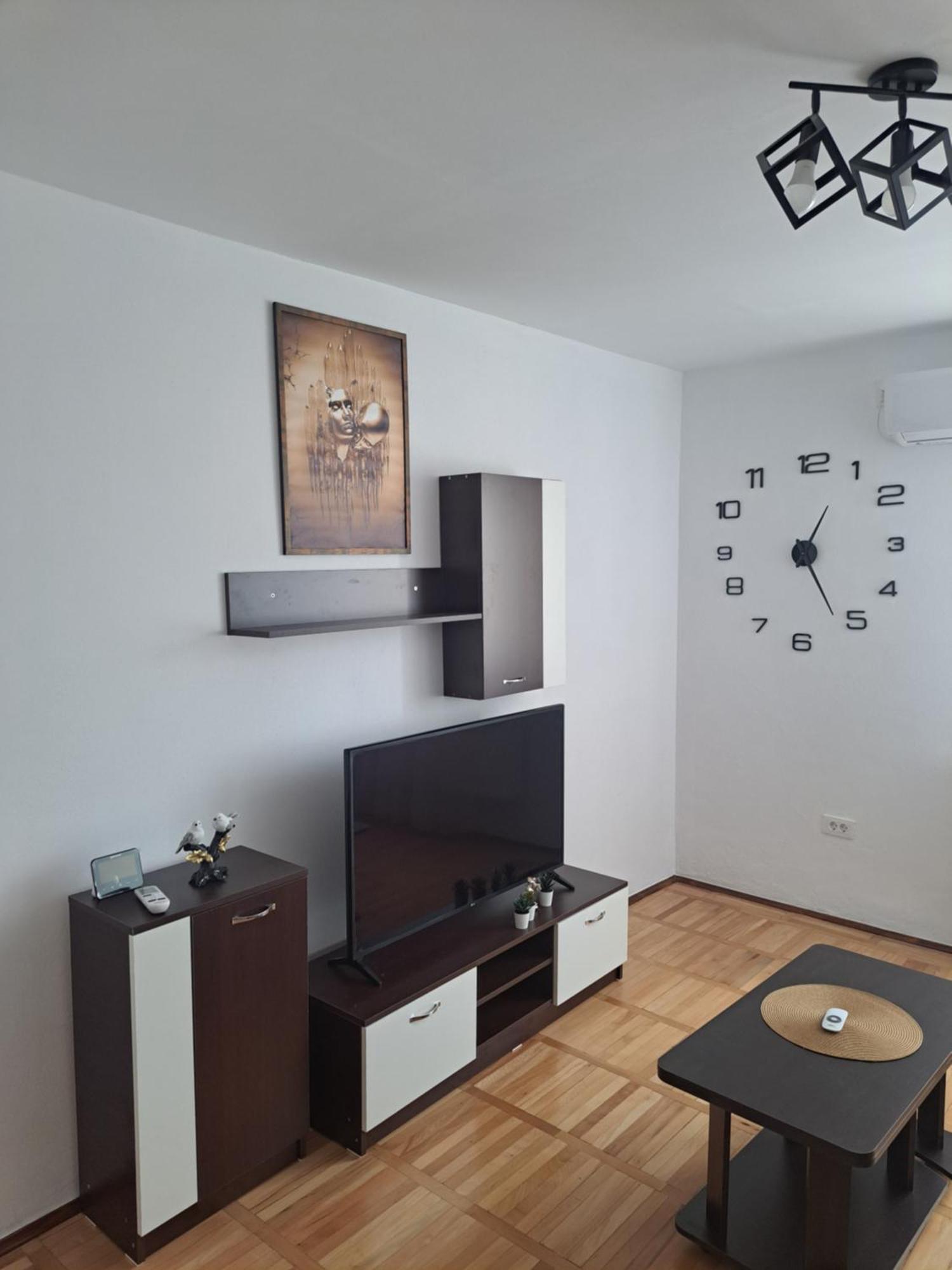Apartament Confort Hd Hunedoara Exterior foto